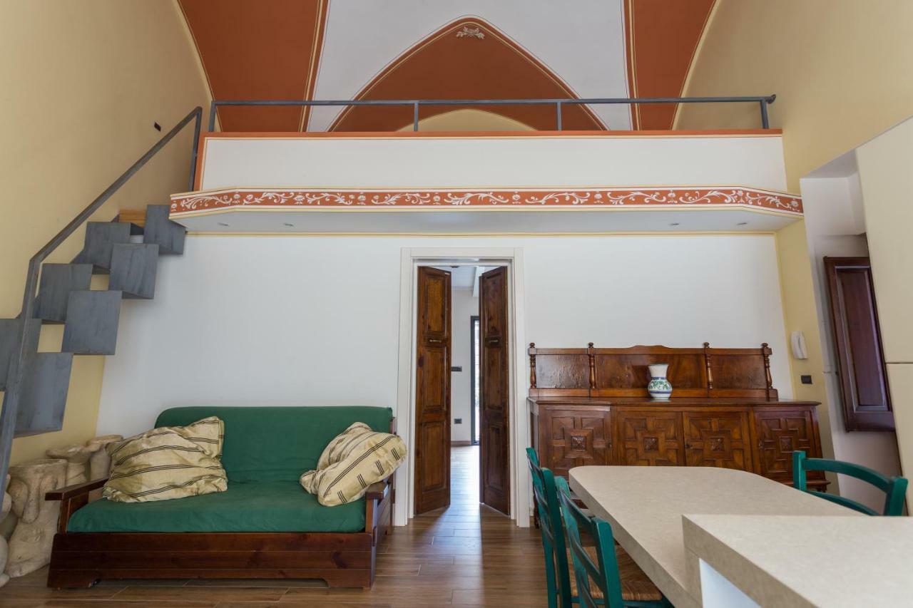 Palazzo Leuzzi B&B Галатоне Екстериор снимка